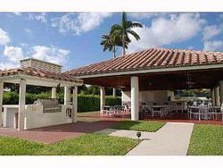  Port Royale Dr N Apt 