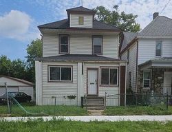  E Canfield St