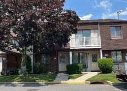  Cambridge Dr W Unit 9