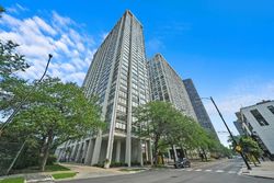  N Sheridan Rd Apt 271