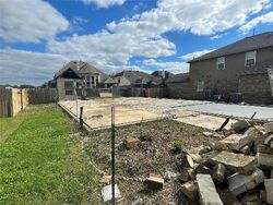  Emerald Lakes Dr