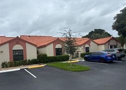  Centennial Ct Unit 84
