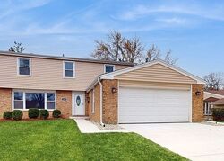  E Suffield Dr