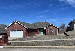 Elmhurst Dr, Oklahoma City - OK