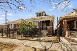  S Artesian Ave