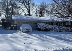 Netherton Dr, Saint Louis - MO