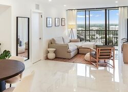  W Country Club Dr Apt