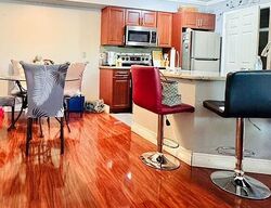 Summerbreeze Dr Apt 8