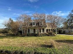  Hidden Acres St