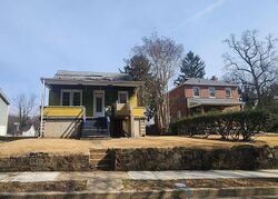  Woodsdale Ave