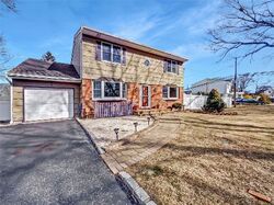  Charter Ln