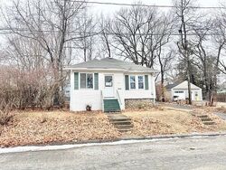 N Worcester Ave