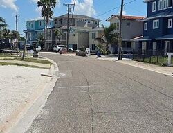 S Bayshore Dr # 16