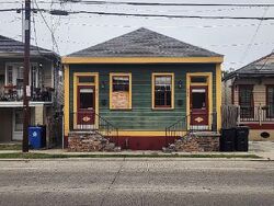  Tchoupitoulas St # 27