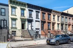  Monroe St