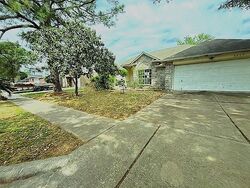  Holmwood Dr