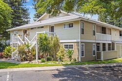  Lua Kula St Apt 1104