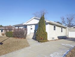  N 81st St