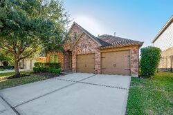  Serenity Oaks Dr