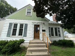  Utica Ave S
