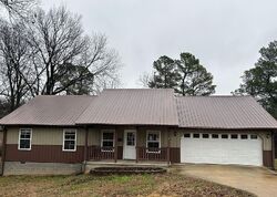 N Thomasville Ave