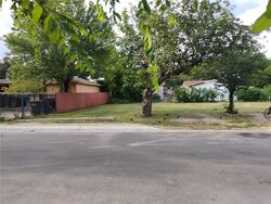  Santiago St