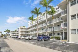 S Ocean Dr #117