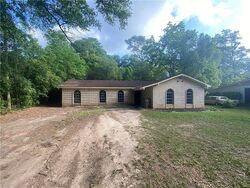  Forest Oaks Dr S
