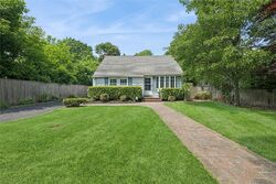  W Hemlock Street