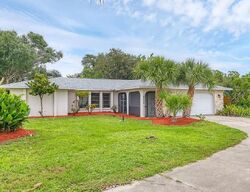  Country Meadows Pl