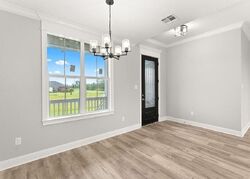  Nine Oaks Dr