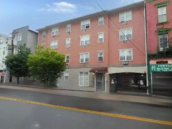  Palisade Ave Apt 2e