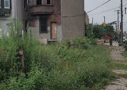  N 13th St