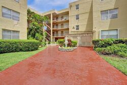 Somerset Dr #101