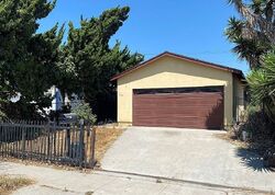  E 109th St