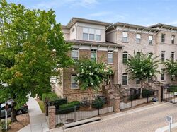  Lavista Cir Ne