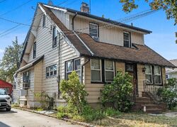  258th St