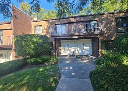  Carpenter Avenue #11