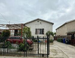  E 110th St