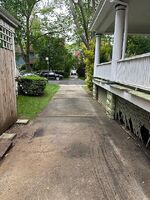  E 19th St