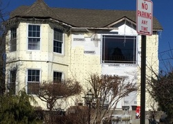  Pine St