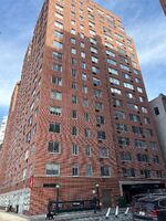  W 12th St Apt 2d