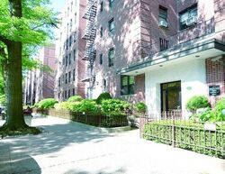 Kings College Pl Apt