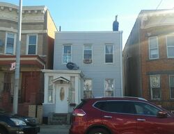  Highland Pl