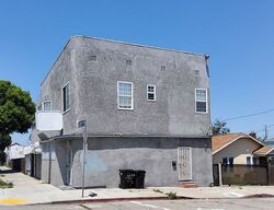  W Florence Ave
