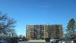  Park Ave Apt 211