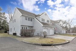  Beach Manor Ct