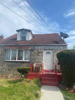  240th St