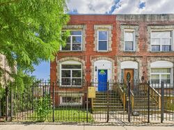  W Wilcox St