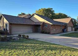  Ne Heritage Creek Dr